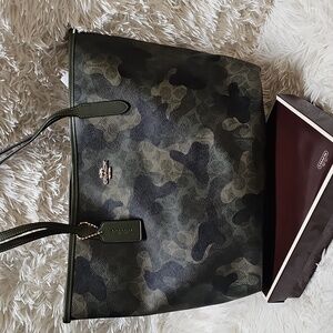 Coach CV953 City Tote Bag In Signature Coated Canvas Dark Cypress Camo Print